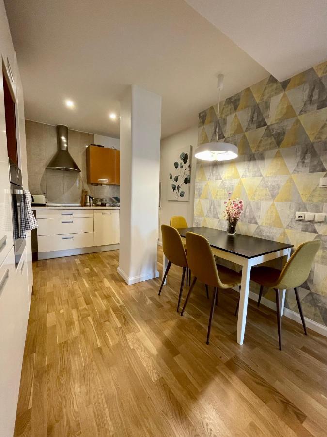 Boutique Apartments - Old Town 120M2 - Private Underground Parking - Wrocław Eksteriør bilde